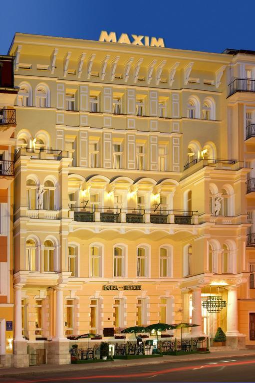Maxim Hotel
