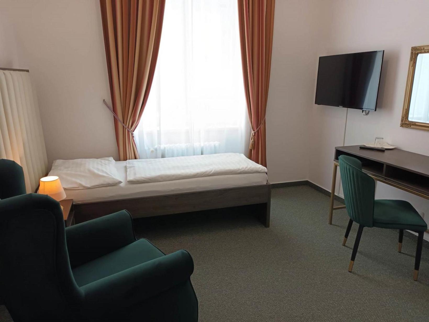 Hotel Maxim 4*