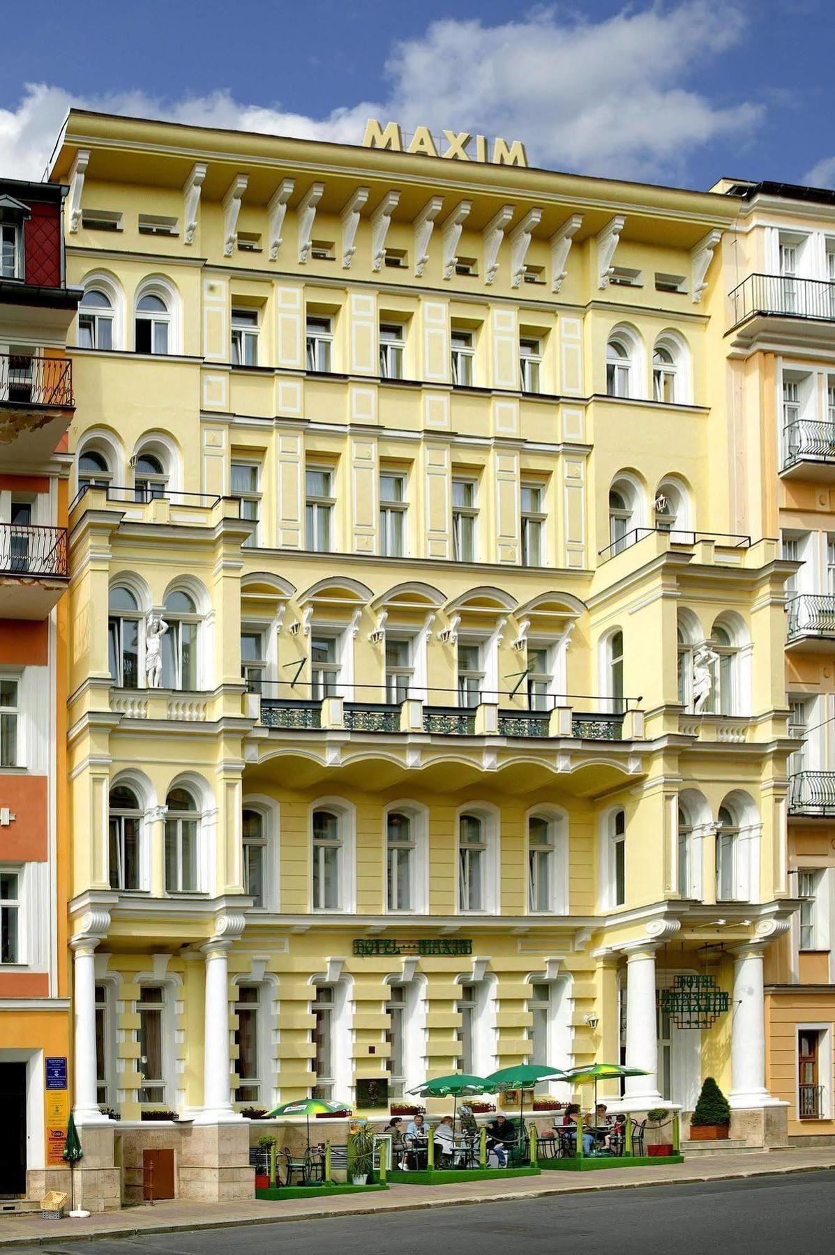 Maxim Hotel